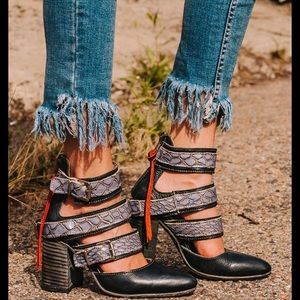 Freebird Jaclyn Multi Navy